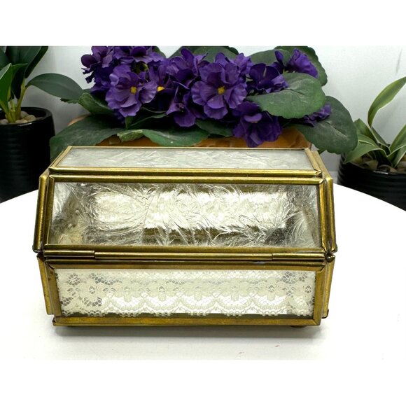 Vintage Via Vermont Handcrafted Glass & Brass Jewelry Box With Lace Detail - Picture 1 of 12